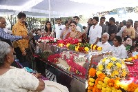 Celebs pay their last respects to Taraka Ratna